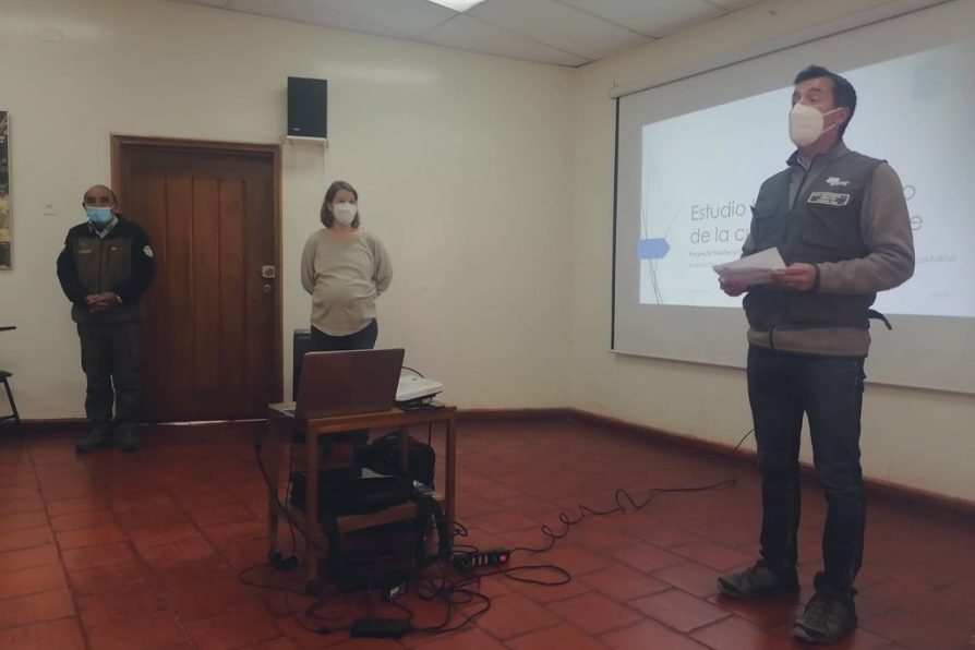 “ESTUDIO HIDROGEOLÓGICO DE LA CUENCA DE PIRQUE” FUE PRESENTADO EN PARQUE NACIONAL RÍO CLARILLO