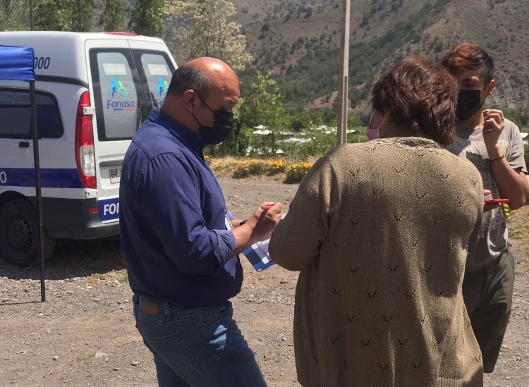 GOBIERNO EN TERRENO APOYA CON INFORMACIÓN Y SERVICIOS EN PUEBLOS DE SAN JOSÉ DE MAIPO