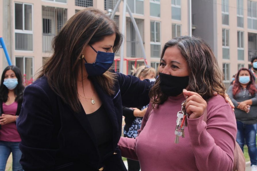 PUENTE ALTO: 360 FAMILIAS CUMPLEN EL SUEÑO DE LA CASA PROPIA EN EL CONJUNTO HABITACIONAL ALTO DE SAN FRANCISCO