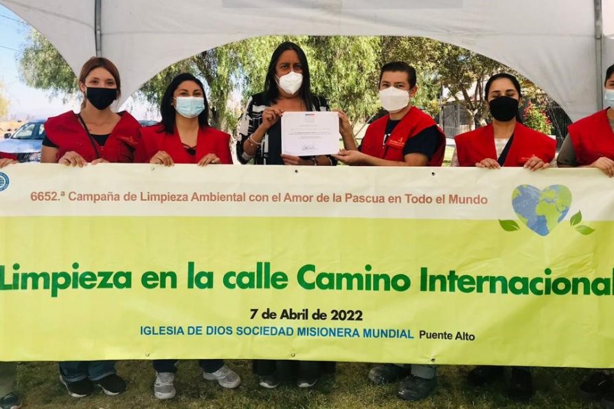 CAMPAÑA DE LIMPIEZA AMBIENTAL ES DESTACADA POR LA DELEGADA PROVINCIAL EN PUENTE ALTO