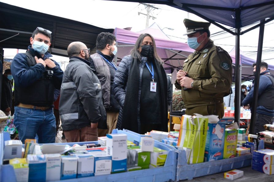 FISCALIZACIÓN DE COMERCIO ILEGAL SE REALIZÓ EN FERIA LIBRE DE PUENTE ALTO