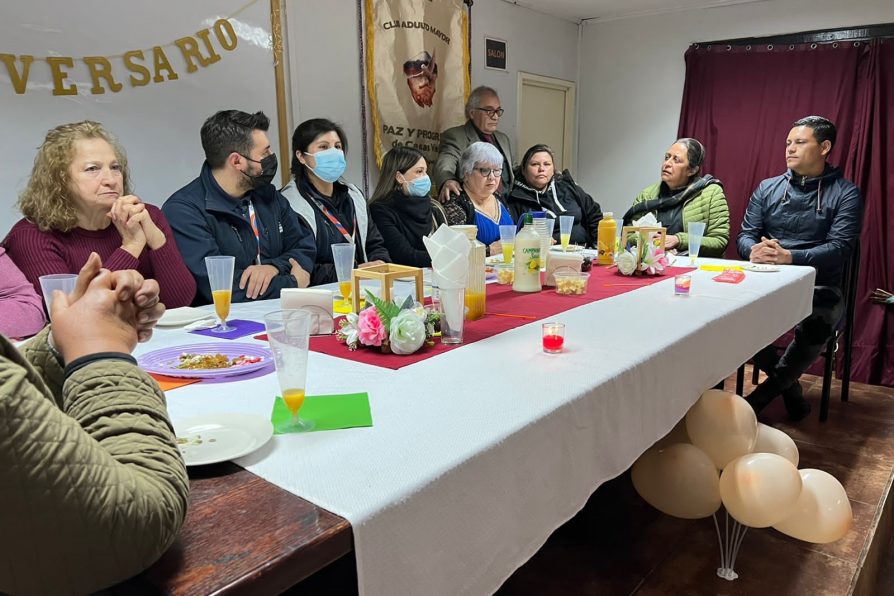 DELEGADA ACOMPAÑÓ CELEBRACIÓN DE LOS 36 AÑOS DEL CLUB DE ADULTO MAYOR “PAZ Y PROGRESO” DE PUENTE ALTO