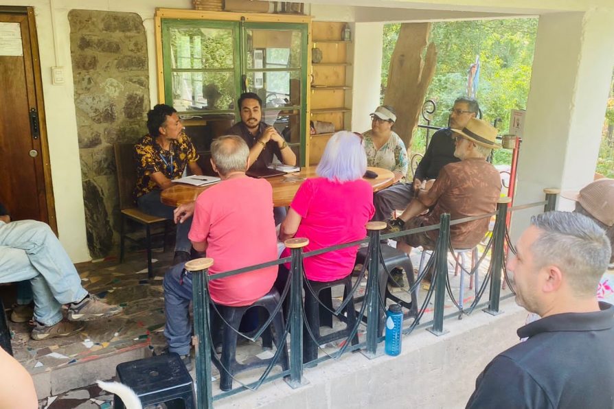 TRABAJO EN TERRENO JUNTO A LA COMUNIDAD DESARROLLA EL DELEGADO (S) JAIME FUENTES EN SAN JOSÉ DE MAIPO