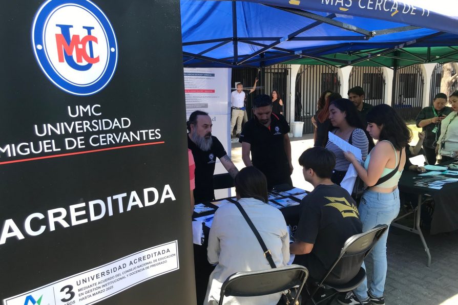 EXITOSA FERIA ESTUDIANTIL ORGANIZÓ DELEGACIÓN PRESIDENCIAL PROVINCIAL CORDILLERA