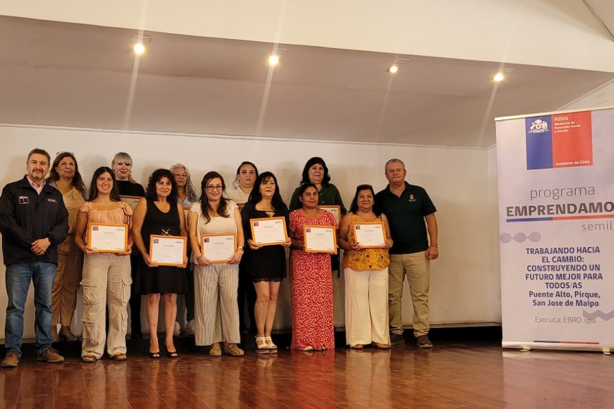 Delegado participa de ceremonias certificación del programa Emprendamos Semilla SSYO