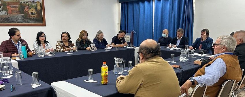Delegado Presidencial Provincial de Cordillera se reúne con Cámara de Comercio de Puente Alto