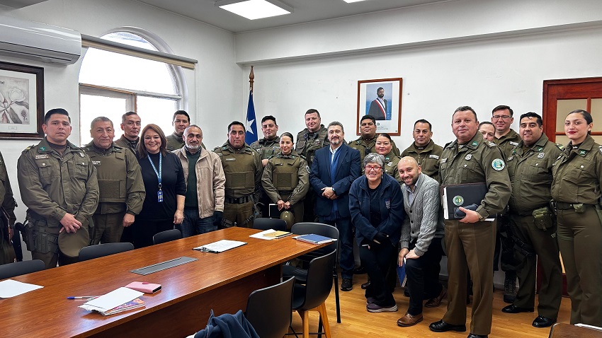 Delegado Presidencial Provincial de Cordillera se reúne con MICC de Carabineros para fortalecer la vinculación con territorios estratégicos