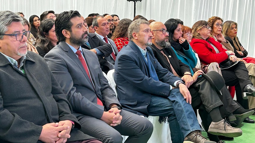 Delegado Presidencial participa en el lanzamiento de nueva versión de la Escuela de Emprendedores “Dejando Huellas en Cordillera”