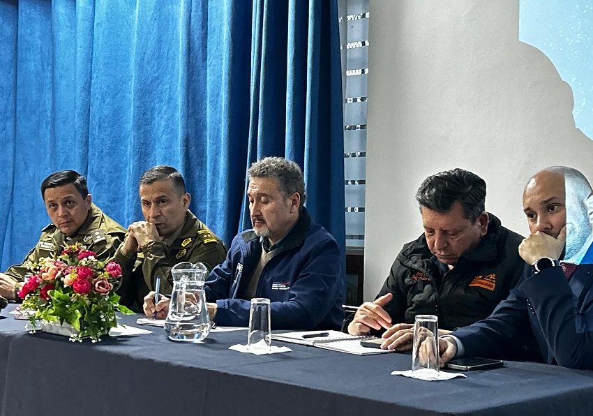 Delegado Presidencial de Cordillera lidera Diálogo Ciudadano de Orden Público y Seguridad provincial