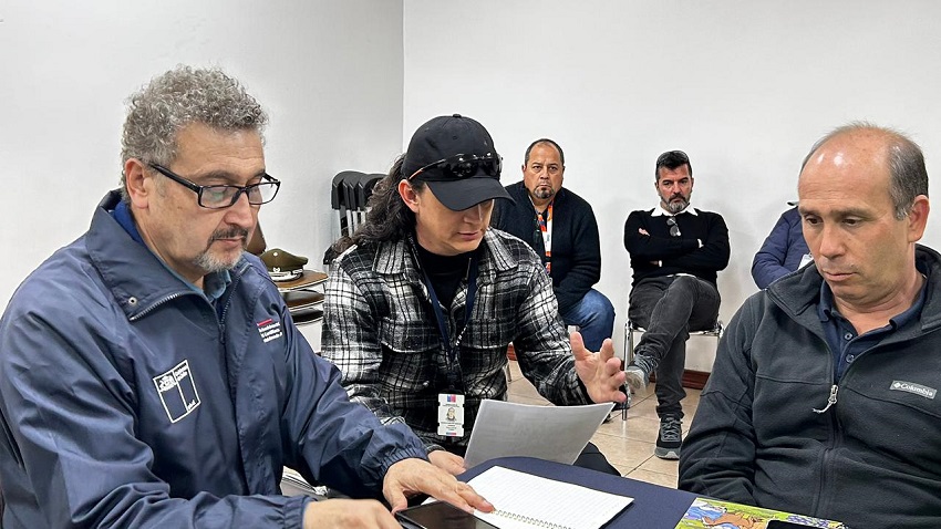 Delegado Presidencial Provincial de Cordillera lidera reunión de coordinación para apertura de fondas en Fiestas Patrias