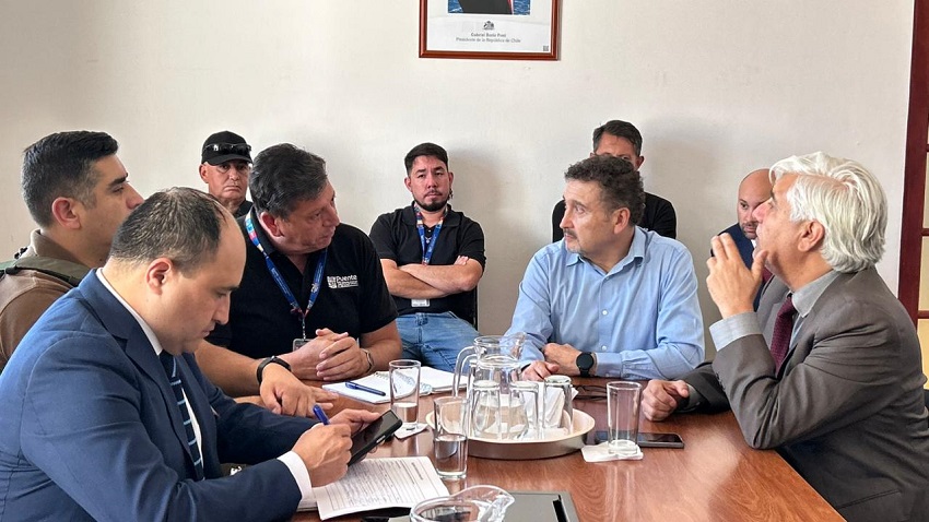 Avanza coordinación interinstitucional para proceso de regeneración urbana en Bajos de Mena